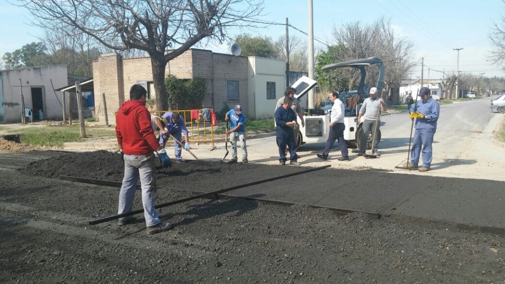 OBRAS EN LA CIUDAD: SE PAVIMENTARON SIETE CUADRAS EN BARRIO 24 DE SEPTIEMBRE.