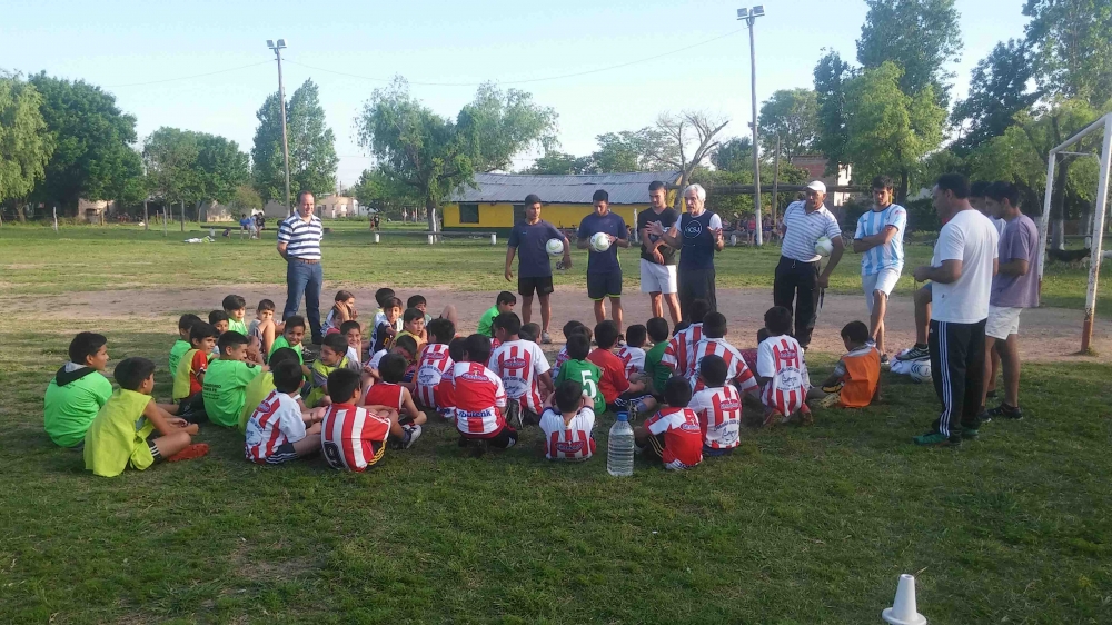 CAMPUS CON TU IDOLO: UNA GESTION DE LA COORDINACION DE DEPORTES QUE SE REALIZARA EN AGOSTO EN SAN JUSTO.